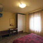 Casa de hóspedes Santucci 3*