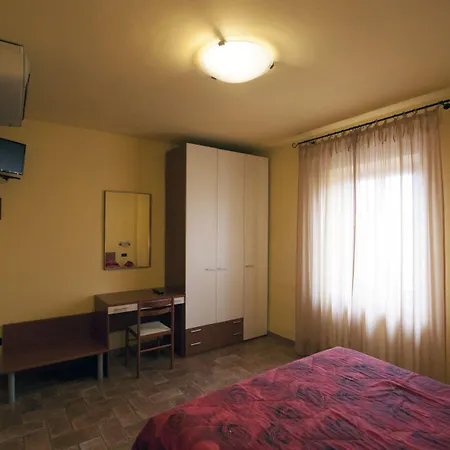 بيت ضيافة Santucci